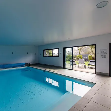 Holavre- Maison Pour 5p Avec Piscine Commune * Le Tour-du-Parc